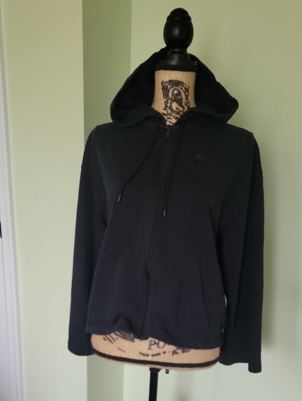 Nike Black Women's Zip-Up Hooded Jacket